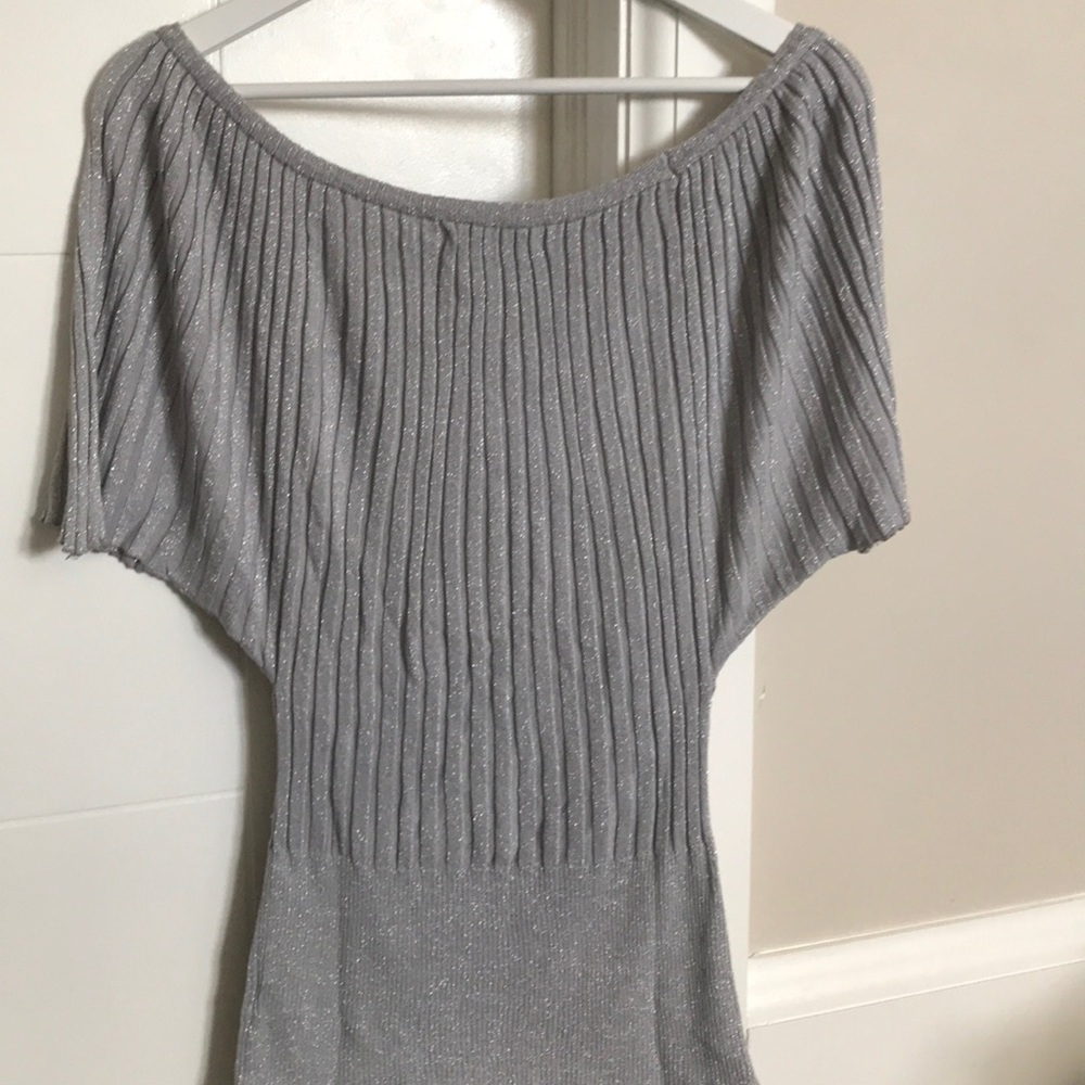 Top - Picture 3 of 3